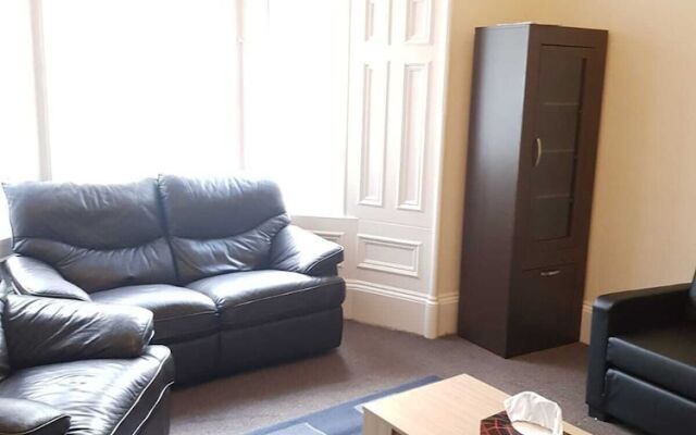 Convenient, Clean And Comfortable Flat #2