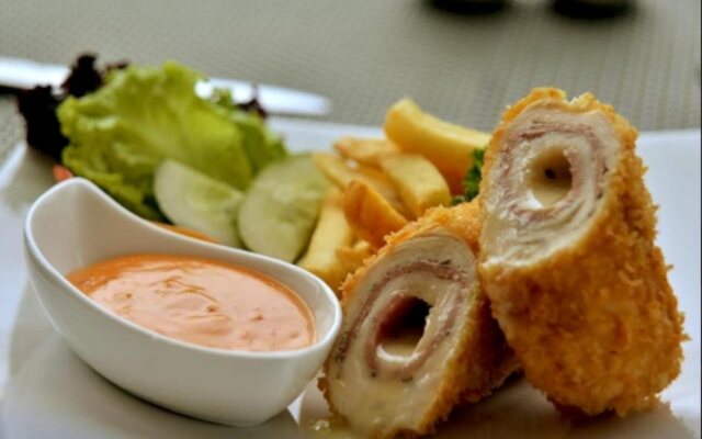 Hotel California Bandung