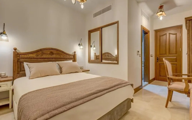 Navalia Otel