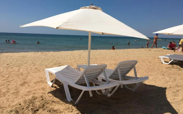 Polina Guest House