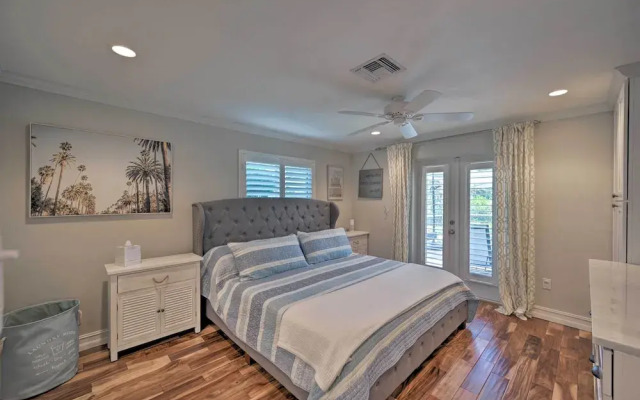 Family-friendly Palm River Estates House!