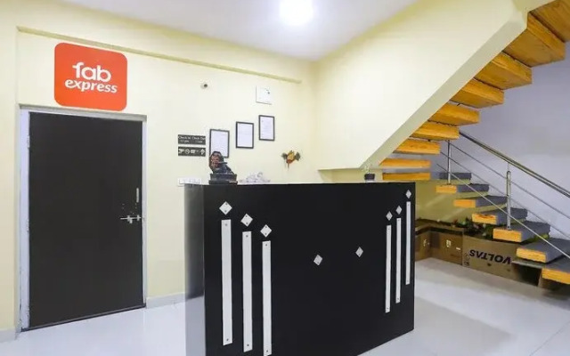 Fabexpress Villa 18