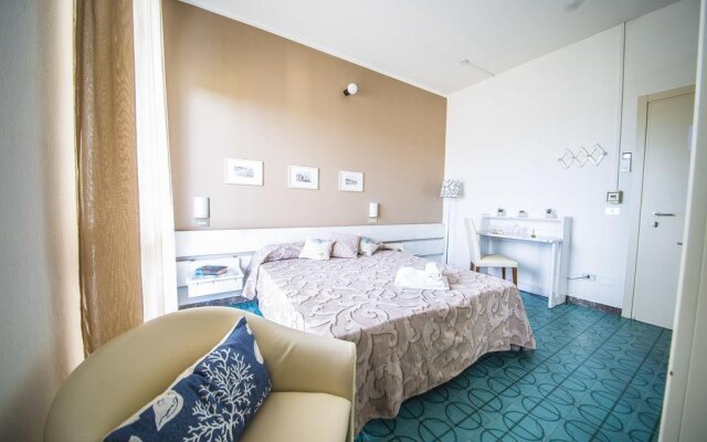 Renzo Hotel