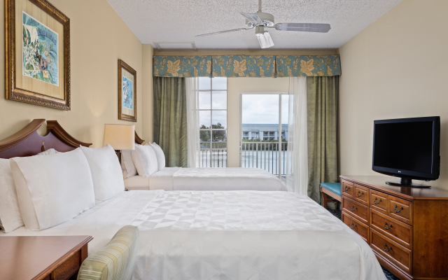 Holiday Inn & Suites Clearwater Beach S-Harbourside, an IHG Hotel