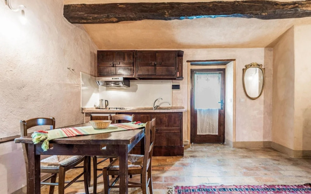 Captivating Apartment in Assisi With Swimming Pool