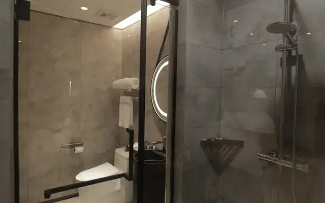 Lotus Blu Hotel Naga