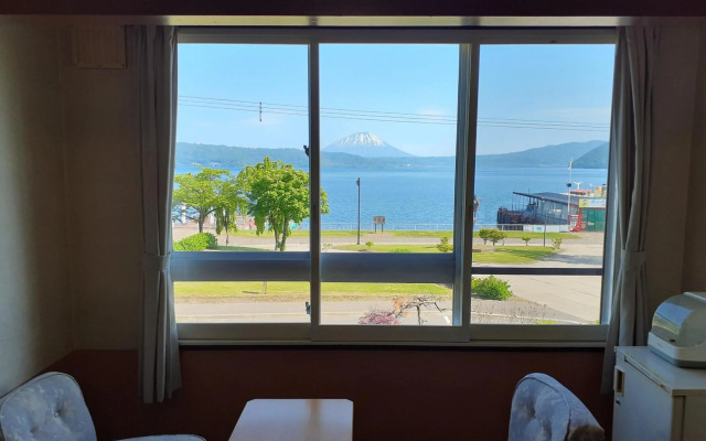 Hotel Grand Toya