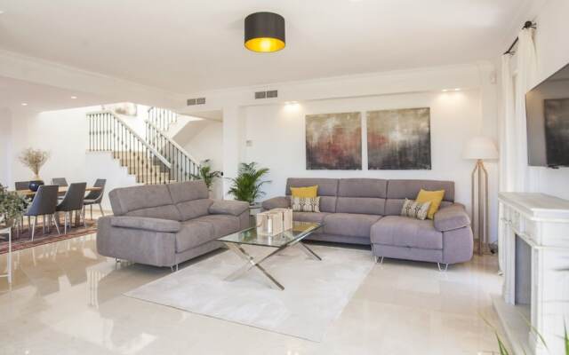 Sand Dunes Waterfront Penthouse