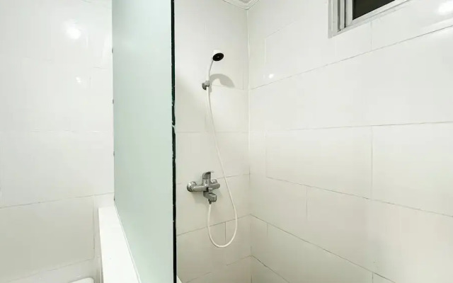 Warm And Nice 2Br At Permata Senayan Apartment