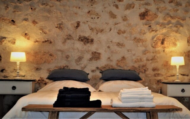 La Grange De L’etang Des Faures