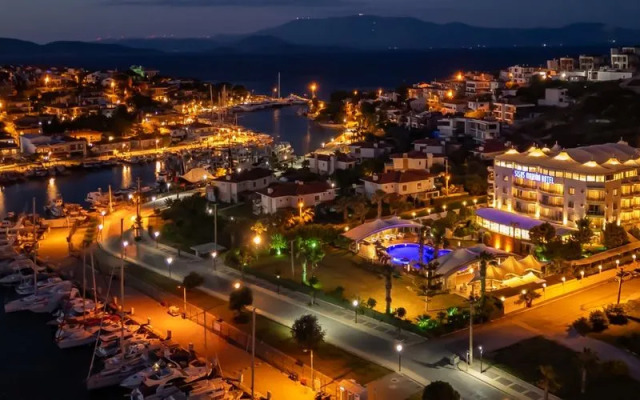 Sisus Marina Hotel
