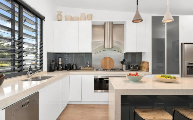 ARALUEN HOUSE Werri Beach 4pm Check Out Sundays