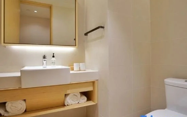 Ji Hotel (Shanghai Gucun Park Julian Road) – Bathroom – Shanghai