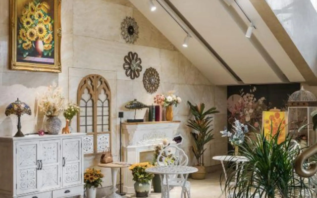 Minzhong Grand Hotel