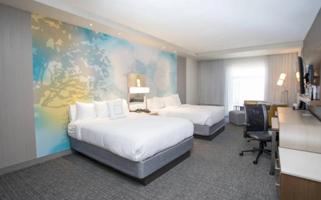 Courtyard by Marriott Albion