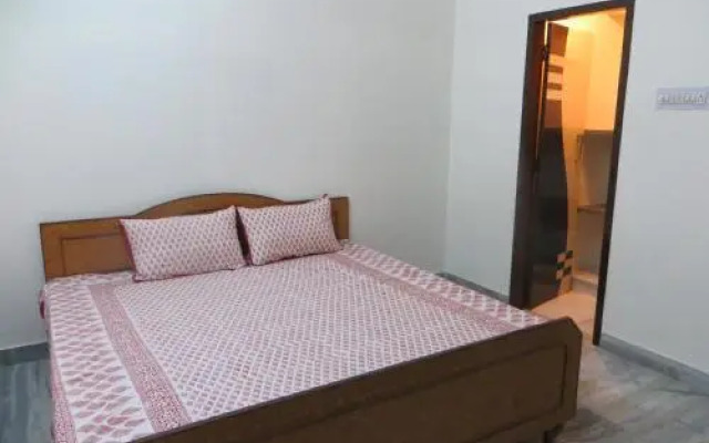Raghav's Royal Residency
