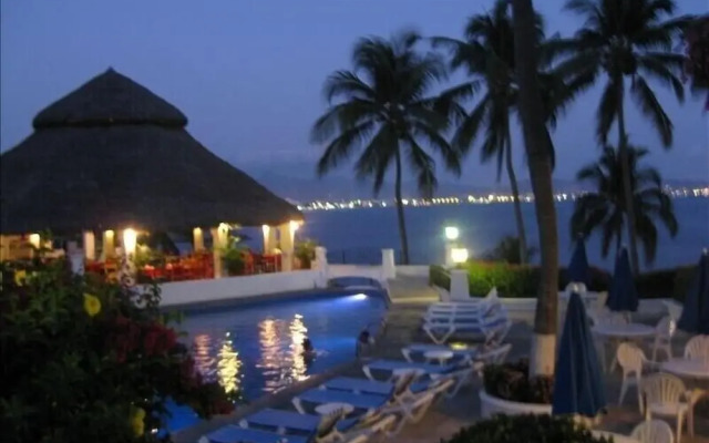 Condo Delfin