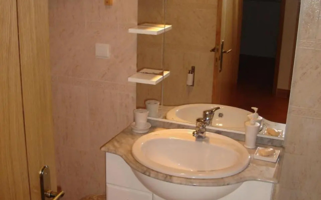 Caesar Apartment