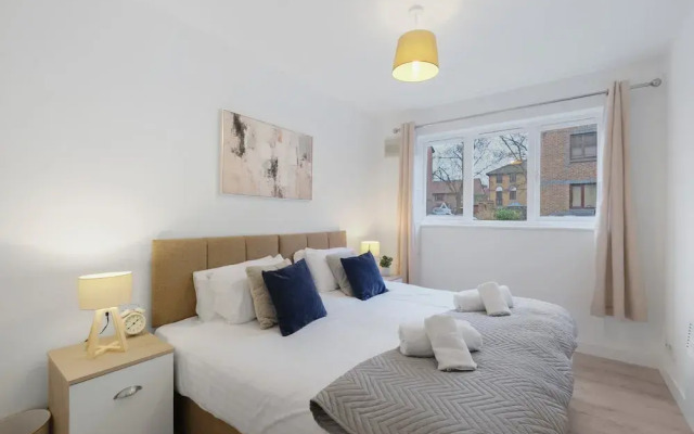 Charming 2 Bed 1Bath Apt -Transom Square