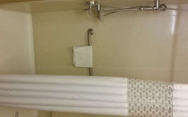 Hampton Inn Junction City
