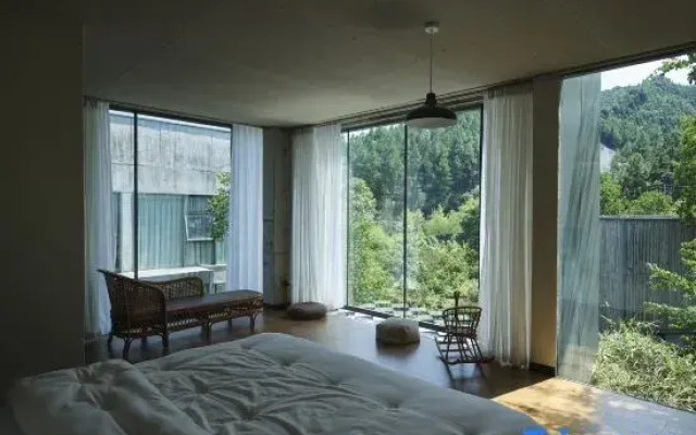 Three logy cafe&craft