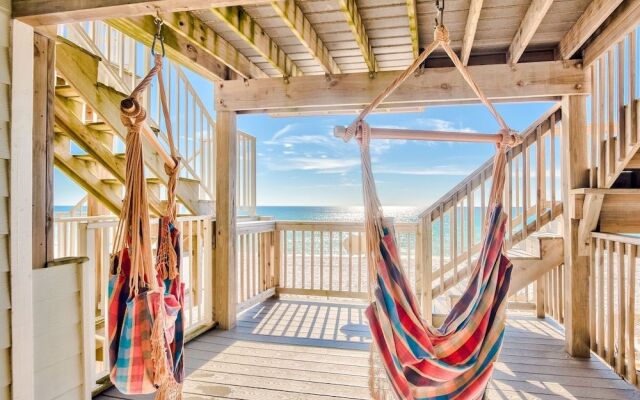 Waterside Dreams Beachfront Newly Remodeled