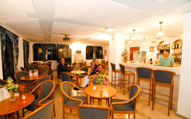 Aegeon Hotel