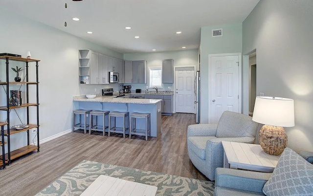 Island 43 3 Bedroom Condo