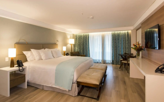 Vogal Luxury Beach Hotel & Spa