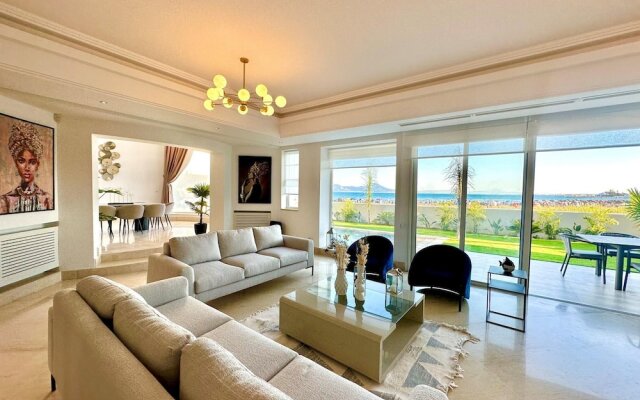 Omnya Carthage Frontsea Luxury Villa