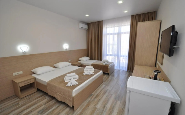 Family Pride Inn (Фэмили Прайд Инн)