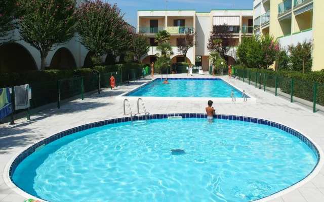 Inviting and Cozy Apartment With Swimming Pool