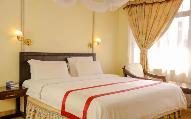 New Safari Hotel