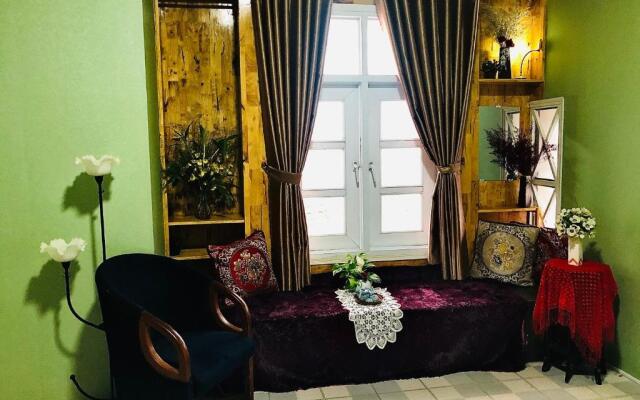 Bac Huong House