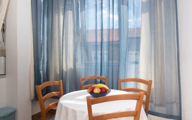 Rooms Holiday Vibes