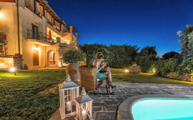 Bozonos Luxury Villa