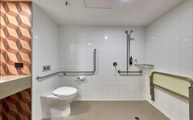 ibis Perth