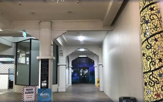Aura Hotel