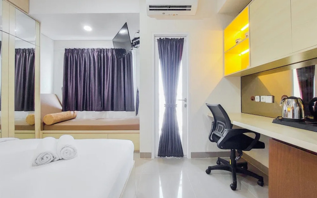 Cozy And Simply Look Studio Room Apartment At B Residence