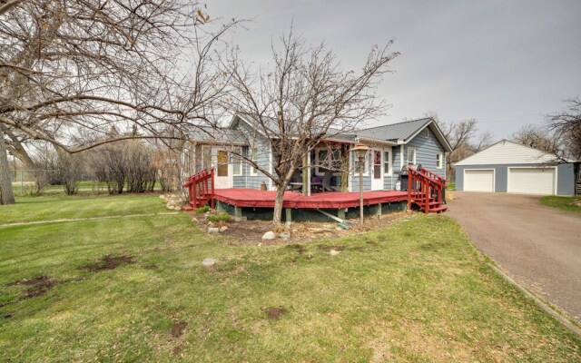 Inviting Missouri River Vacation Rental: 2 Mi Away