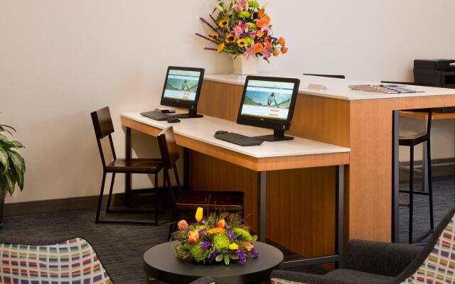 Holiday Inn Express Nashville Airport by IHG