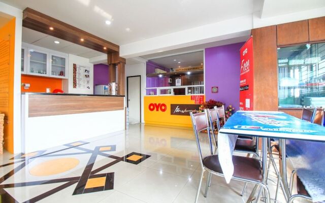 OYO 405 Ruan Plaisoi Apartment