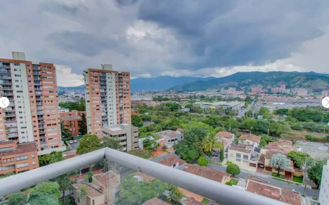 High Floor Vista Apartment Poblado Aguacatala 8