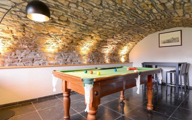 Magnificent Holiday Home in Manhay With Fenced Garden