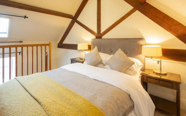 Host Stay The Coach House