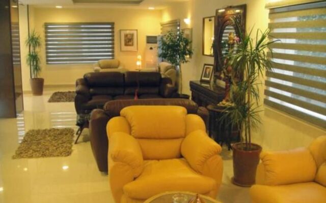 Renad Hotel