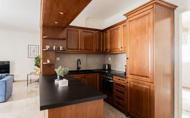 Faliro Sunlit 3BR Apartment
