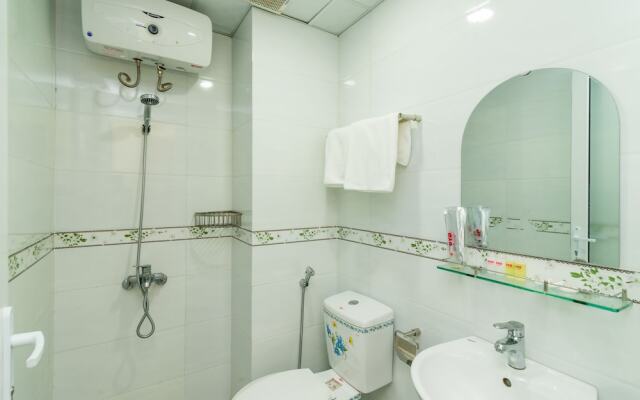 Quoc Vinh Hotel & Apartment