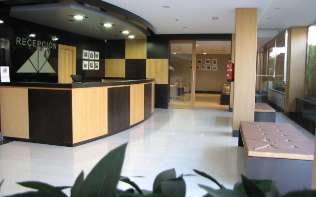 Hotel Marítimo Ris