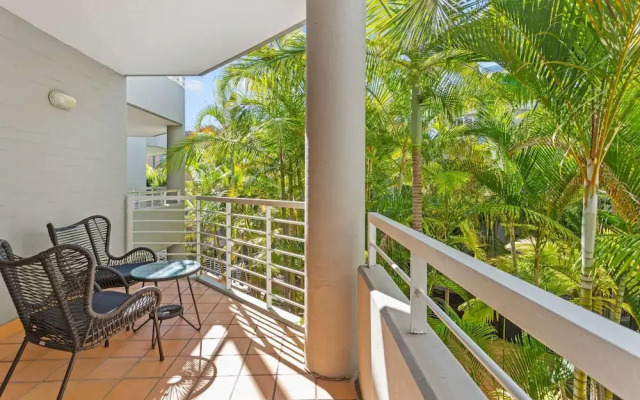 Idyllic Studio by University Campuses